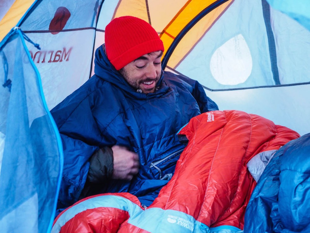 Adding a honcho poncho to a sleeping bag for warmth
