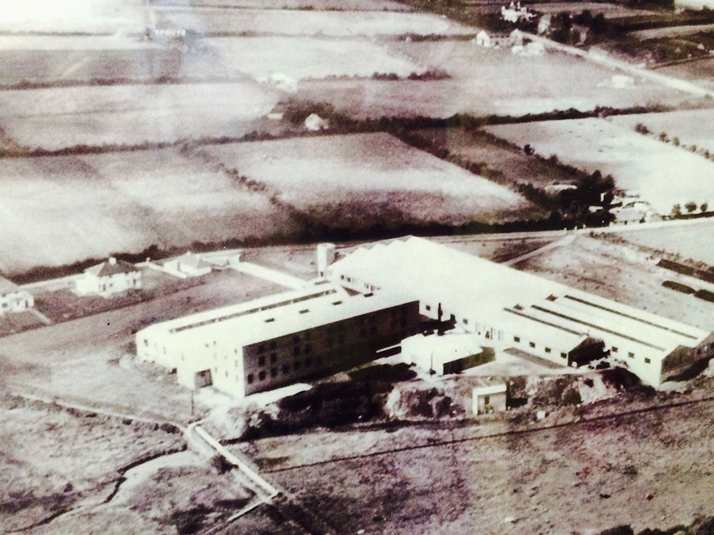 The original wool factory in 1940.