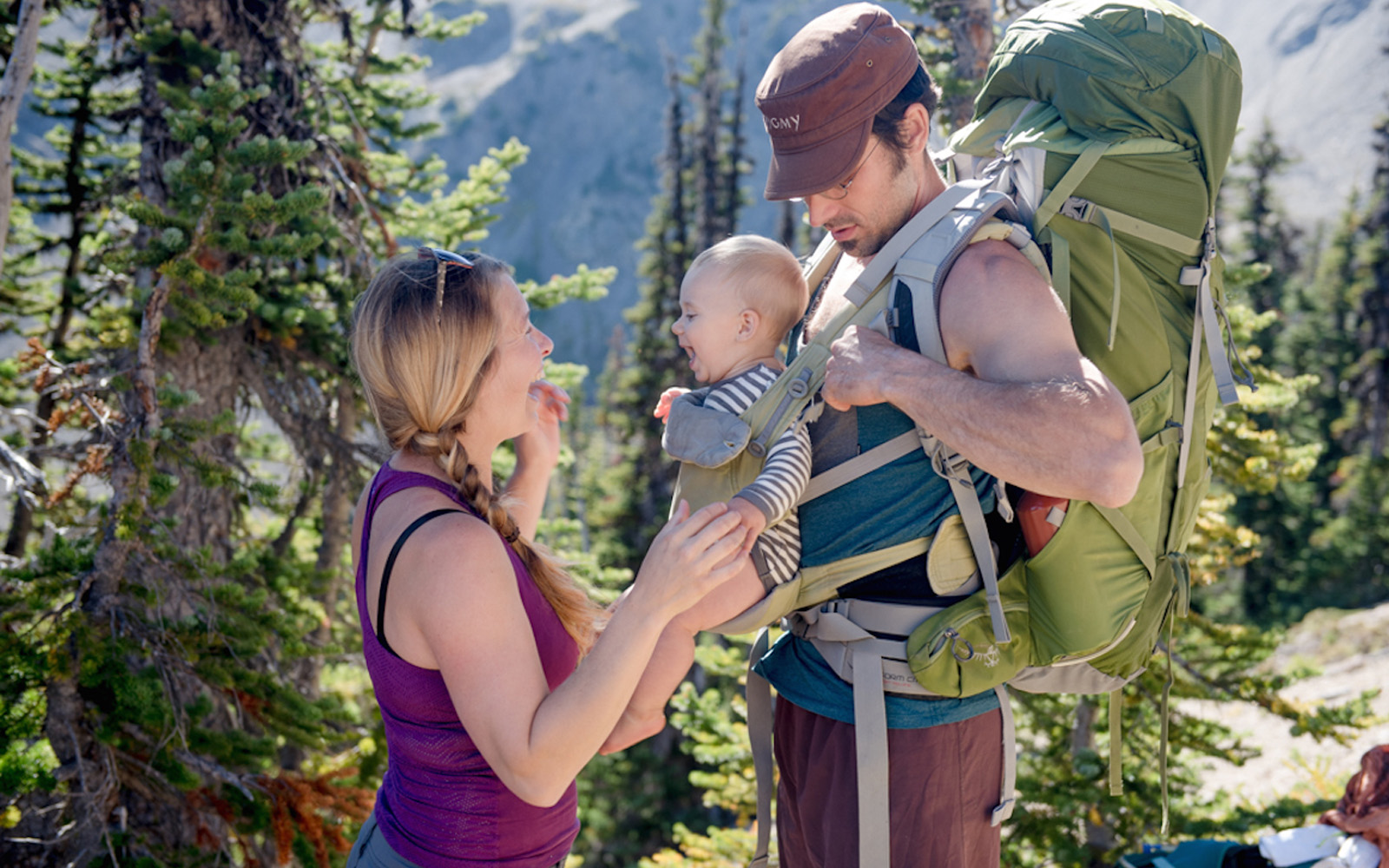 hiking gear baby carrier