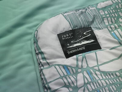 Juno™ Blanket - Woven Label