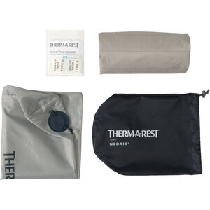 NeoAir® XTherm™ MAX Sleeping Pad Contents